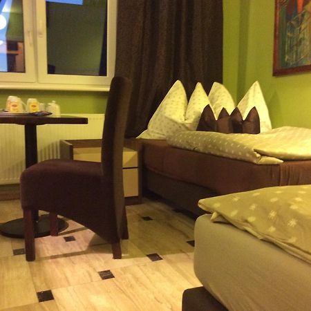 Mika Rooms Raclawicka 144 & Wislicka 3 Studio - Adults Only Warsaw Luaran gambar