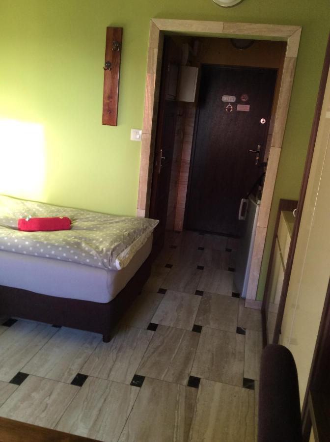 Mika Rooms Raclawicka 144 & Wislicka 3 Studio - Adults Only Warsaw Luaran gambar