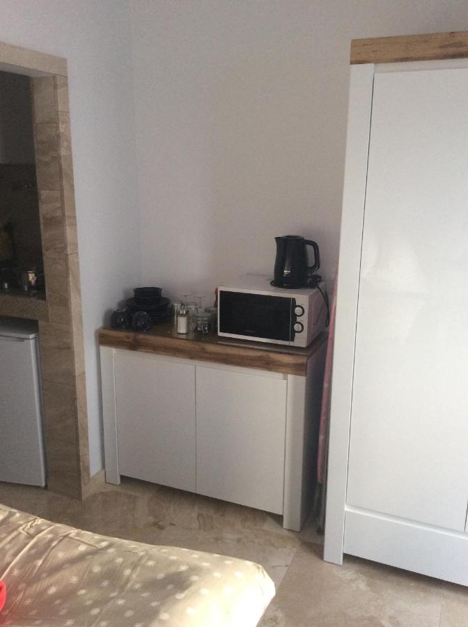 Mika Rooms Raclawicka 144 & Wislicka 3 Studio - Adults Only Warsaw Luaran gambar