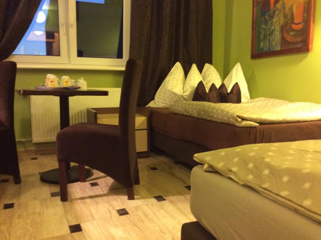 Mika Rooms Raclawicka 144 & Wislicka 3 Studio - Adults Only Warsaw Luaran gambar